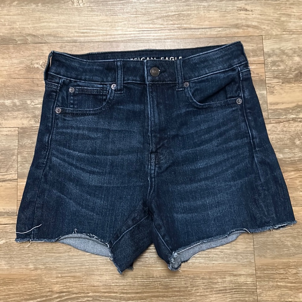 AEO super hi-rise shorts